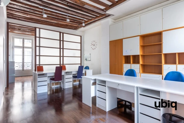 Bureau privé - 75001 - 12 postes - 4400€
