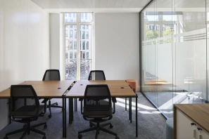 Bureau privé - 75008 - 5 postes - 4350€