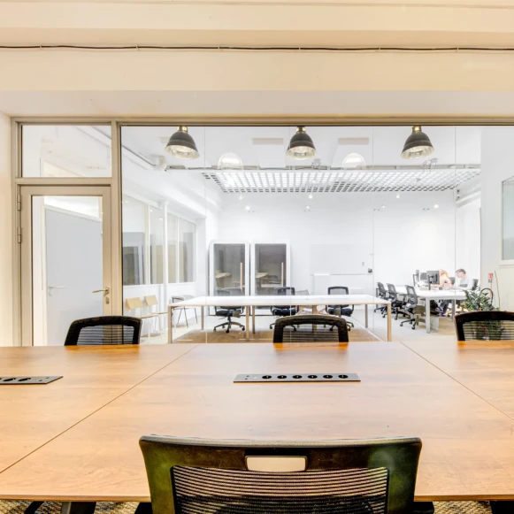 Bureau privé 30 m² 8 postes Location bureau Rue Saint-Joseph Paris 75002 - photo 3