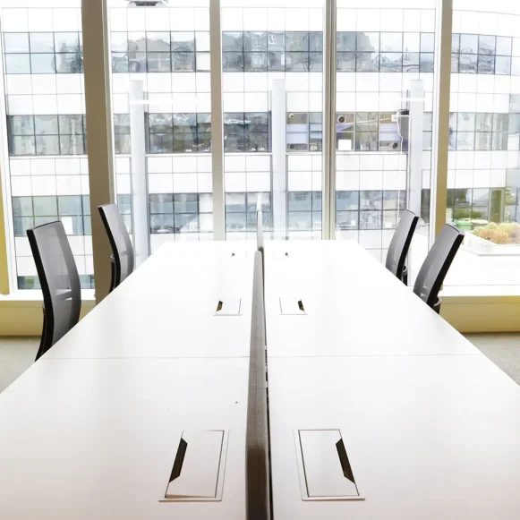 Bureau privé 84 m² 18 postes Coworking Boulevard Voltaire Paris 75011 - photo 1