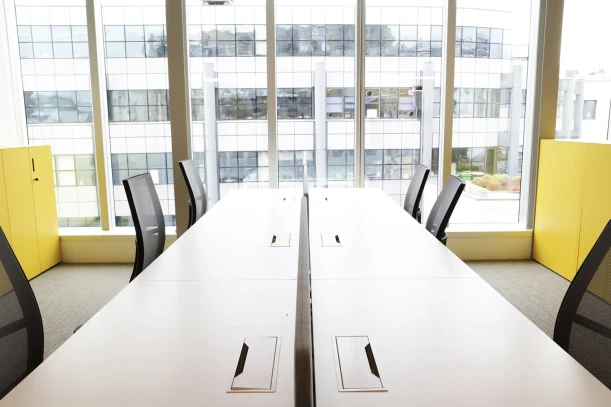 Bureau privé - 75011 - 18 postes - 16500€