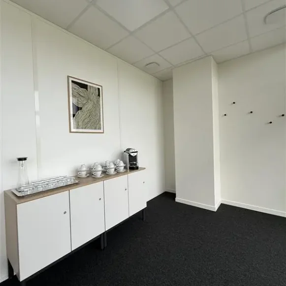 Bureau privé 8 m² 2 postes Coworking Avenue François Pignier Bourg-en-Bresse 01000 - photo 4