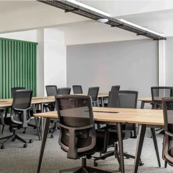 Espace indépendant 220 m² 40 postes Location bureau Rue des Petites Écuries Paris 75010 - photo 2