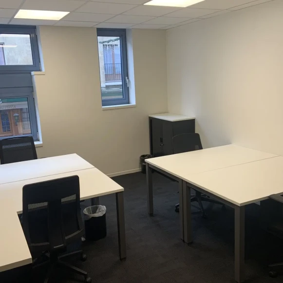 Bureau privé 16 m² 4 postes Coworking Place Rihour Lille 59000 - photo 1