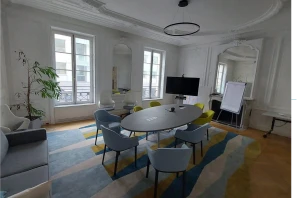 Bureau privé - 75009 - 45 postes - 34650€