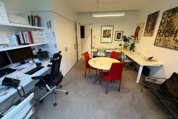 Bureau privé - 75001 - 6 postes - 2650€