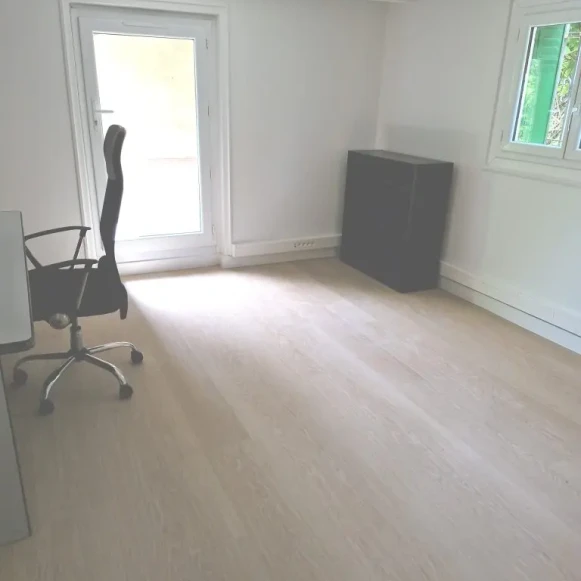 Bureau privé 15 m² 2 postes Location bureau Chemin de Nicol Toulouse 31500 - photo 1