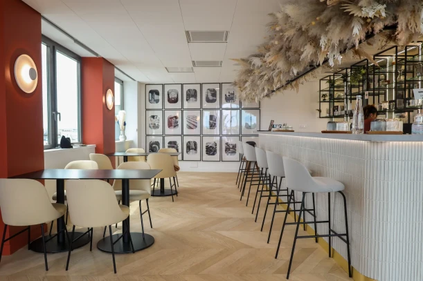 Bureau privé - 75009 - 72 postes - 61500€