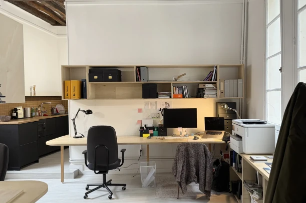 Open Space - 75003 - 4 postes - 359€