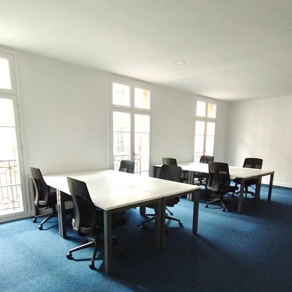 Bureau privé 37 m² 8 postes Coworking Rue de la Terrasse Paris 75017 - photo 1