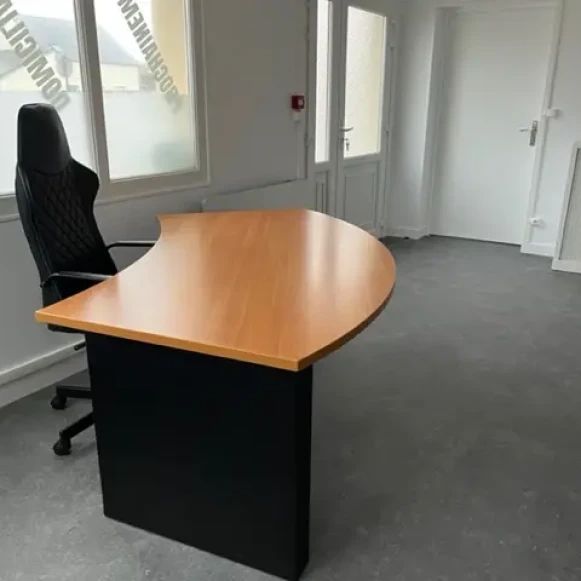 Bureau privé 24 m² 2 postes Coworking Avenue de la Mer Barneville-Carteret 50270 - photo 2