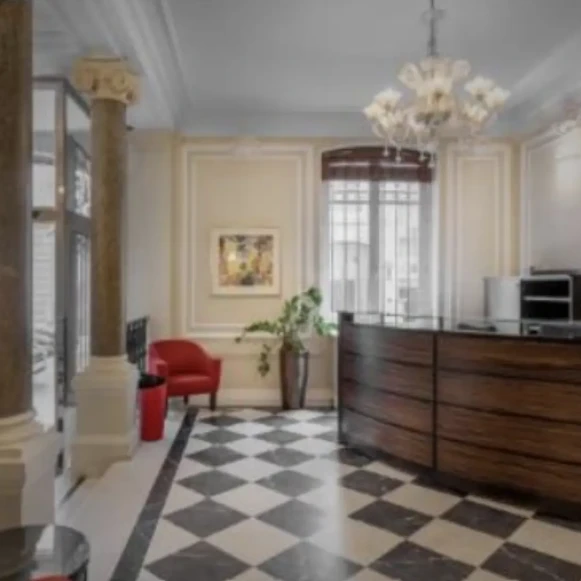 Bureau privé 111 m² 35 postes Location bureau Rue de Bassano Paris 75008 - photo 5