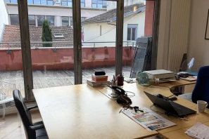 Bureau privé - 69009 - 2 postes - 400€