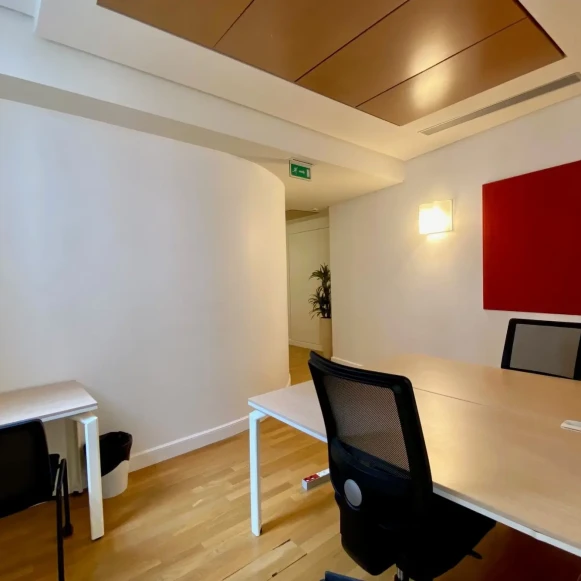 Bureau privé 21 m² 2 postes Coworking Place de l'Opéra Paris 75009 - photo 1