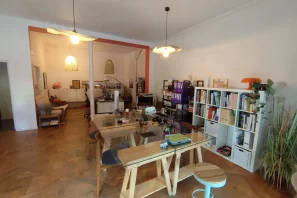 Espace indépendant - 75010 - 9 postes - 3000€