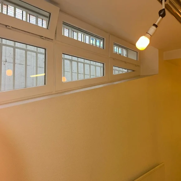 Bureau privé 40 m² 8 postes Coworking Rue Mathurin Régnier Paris 75015 - photo 2