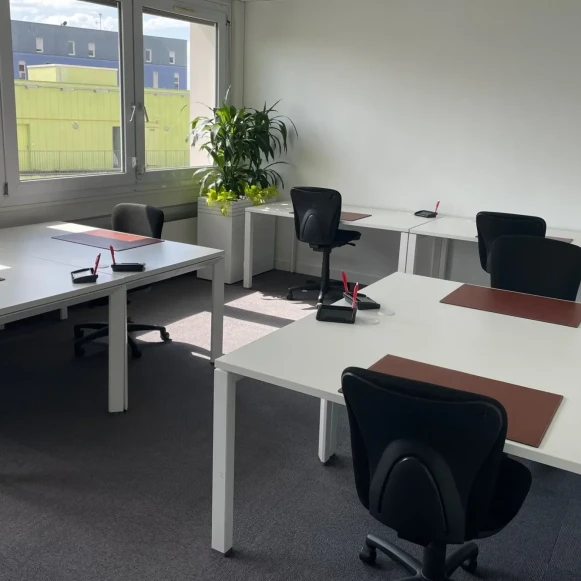 Bureau privé 30 m² 8 postes Coworking Boulevard Vincent Gâche Nantes 44200 - photo 1