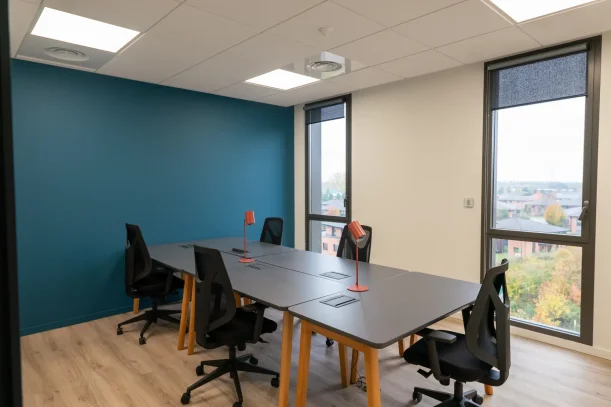 Bureau privé - 59650 - 9 postes - 2145€