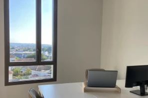 Bureau privé - 33130 - 2 postes - 650€