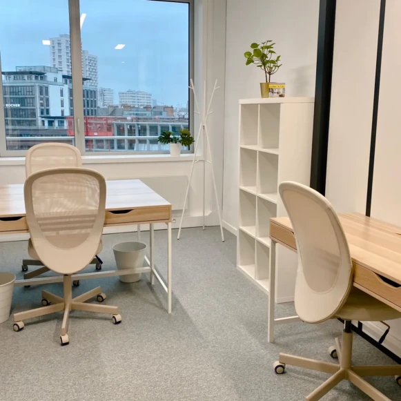 Bureau privé 12 m² 3 postes Location bureau Rue de Châtillon Rennes 35000 - photo 1