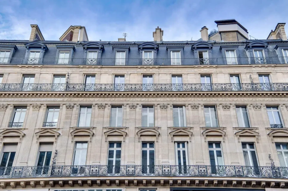 Av. de l'Opéra Paris 02