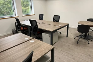 Bureau privé - 92360 - 18 postes - 4780€