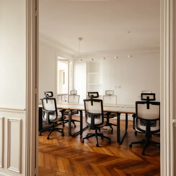 Espace indépendant 95 m² 12 postes Location bureau Rue de la Bienfaisance Paris 75008 - photo 5