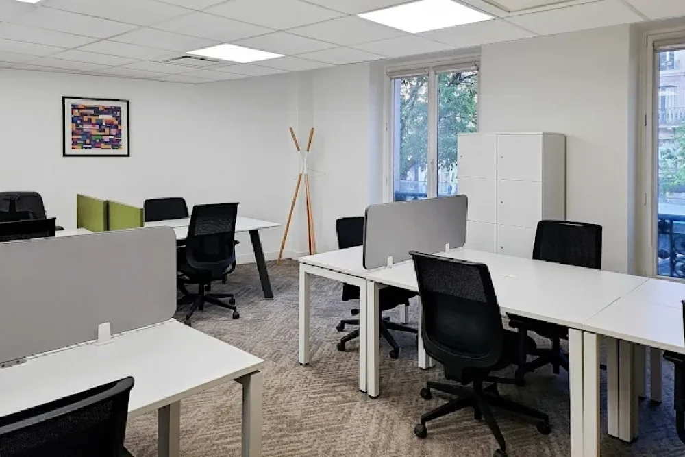 Bureau privé - 75001 - 31 postes - 21449€