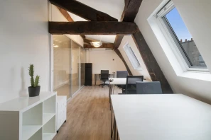 Bureau privé - 75009 - 5 postes - 2750€