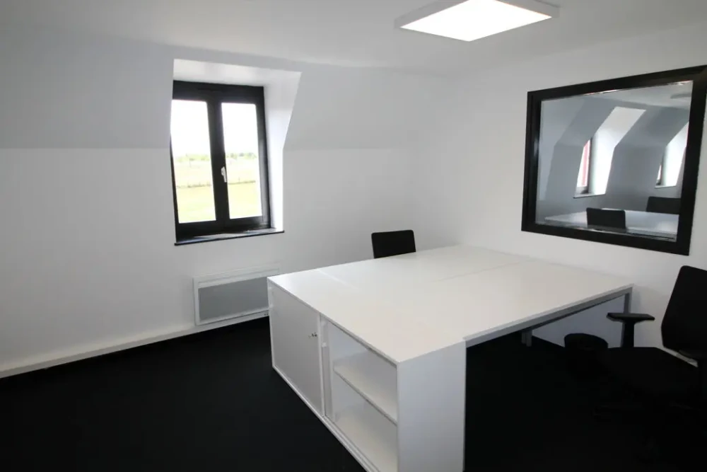 Bureau privé - 59700 - 2 postes - 740€