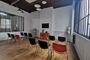 Bureau privé - 75010 - 7 postes - 3300€