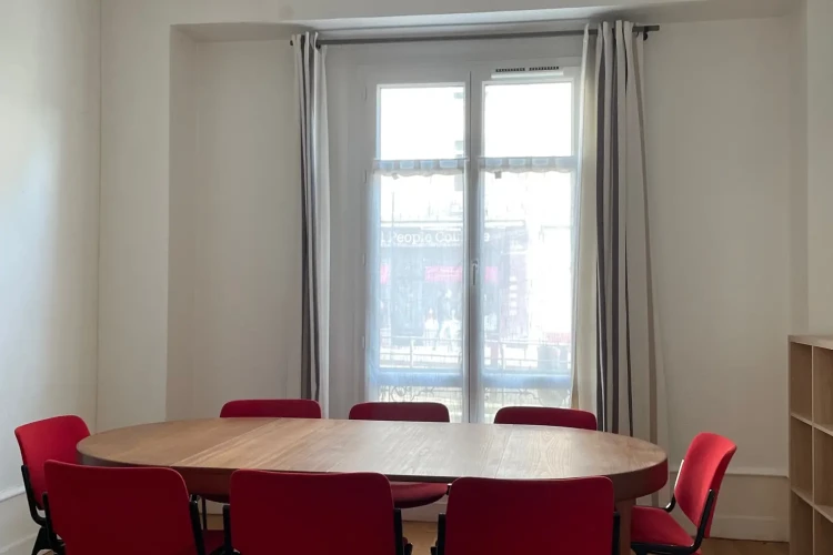 Espace indépendant - 72100 - 8 postes - 750€