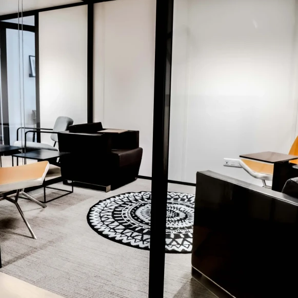 Bureau privé 22 m² 4 postes Coworking Rue de Rouvray Neuilly-sur-Seine 92200 - photo 5