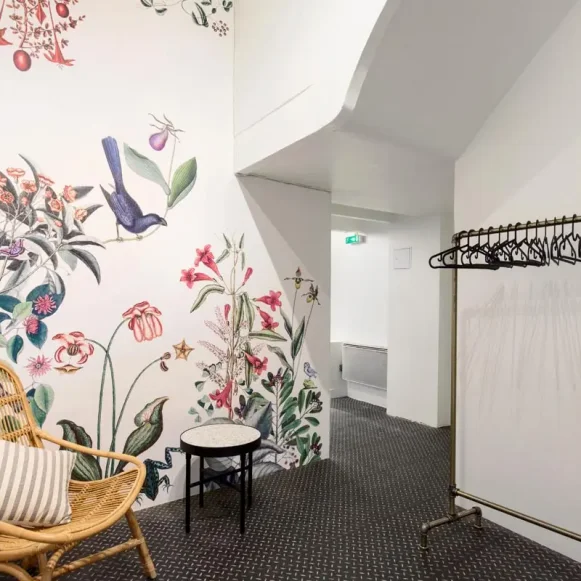 Espace indépendant 145 m² 20 postes Location bureau Rue Saint-Didier Paris 75016 - photo 3