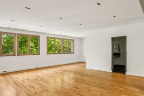 Espace indépendant - 75018 - 42 postes - 16000€