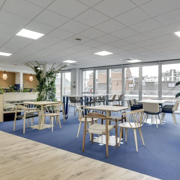 Bureau privé 30 m² 9 postes Coworking Rue d'Amiens Lille 59800 - photo 7