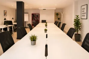 Bureau privé - 92200 - 24 postes - 8500€
