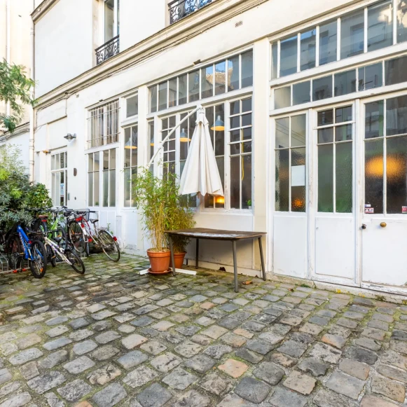 Bureau privé 40 m² 8 postes Location bureau Rue Oberkampf Paris 75011 - photo 7