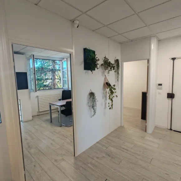 Bureau privé 11 m² 1 poste Location bureau Avenue Raspail Saint-Maur-des-Fossés 94100 - photo 9