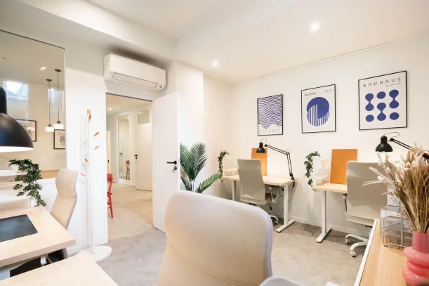 Bureau privé - 51100 - 5 postes - 900€