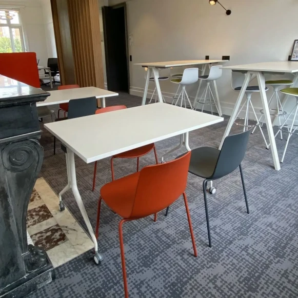 Open Space  20 postes Coworking Boulevard de Cambrai Roubaix 59100 - photo 1