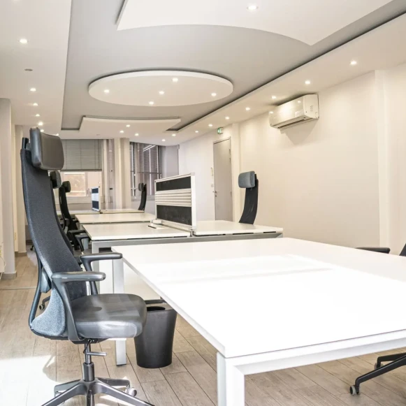 Bureau privé 53 m² 12 postes Coworking Rue Racine Villeurbanne 69100 - photo 1