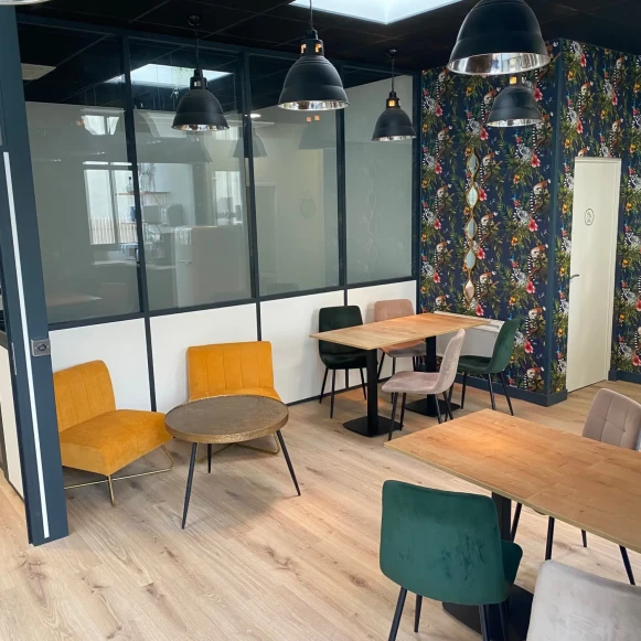 Bureau privé 13 m² 4 postes Coworking Cours Aristide Briand Bordeaux 33000 - photo 7