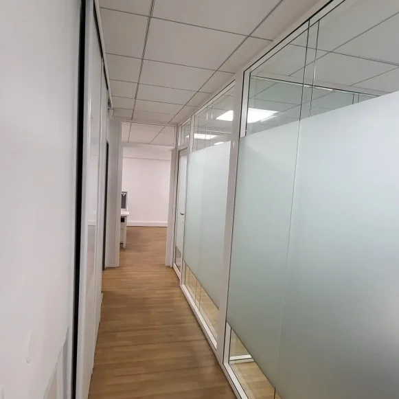 Bureau privé 36 m² 6 postes Location bureau Rue Louise Michel Levallois-Perret 92300 - photo 11