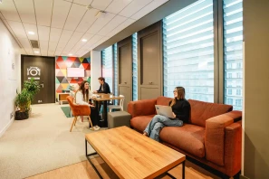 Bureau privé - 69002 - 6 postes - 2900€