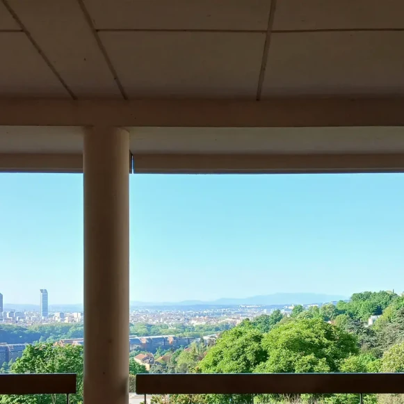 Bureau privé 11 m² 4 postes Location bureau Avenue Élie Vignal Rhône 69300 - photo 9