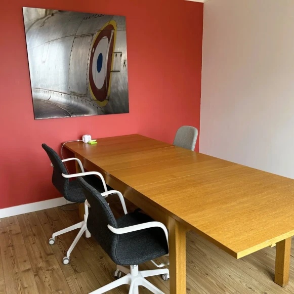 Bureau privé 16 m² 5 postes Coworking Rue Guichen Carantec 29660 - photo 4