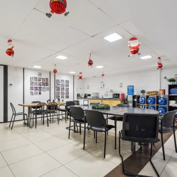 Bureau privé 90 m² 15 postes Coworking Rue Brillat Savarin Paris 75013 - photo 12