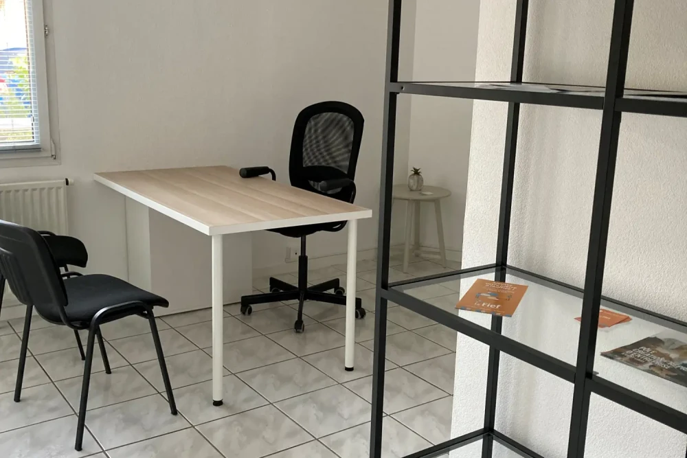 Bureau privé - 68300 - 2 postes - 450€