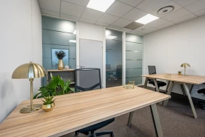 Bureau privé - 67960 - 3 postes - 1052€